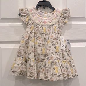 🆕 IRIS & IVY Smocked flutter dress with diaper cover  Size 12M G12